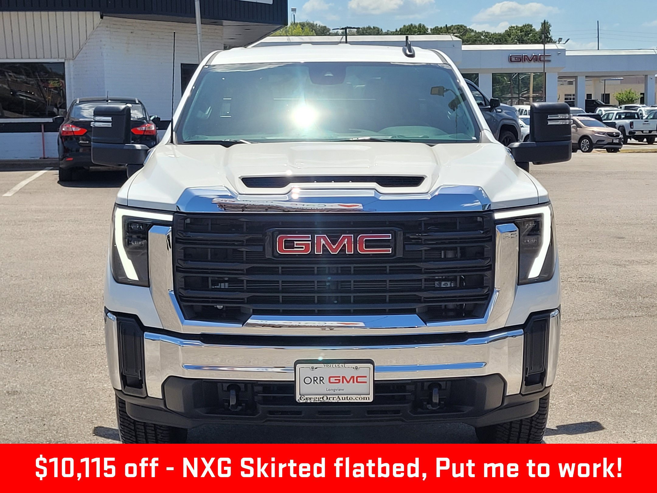 2026 GMC Sierra 3500HD Pro - Photo 2