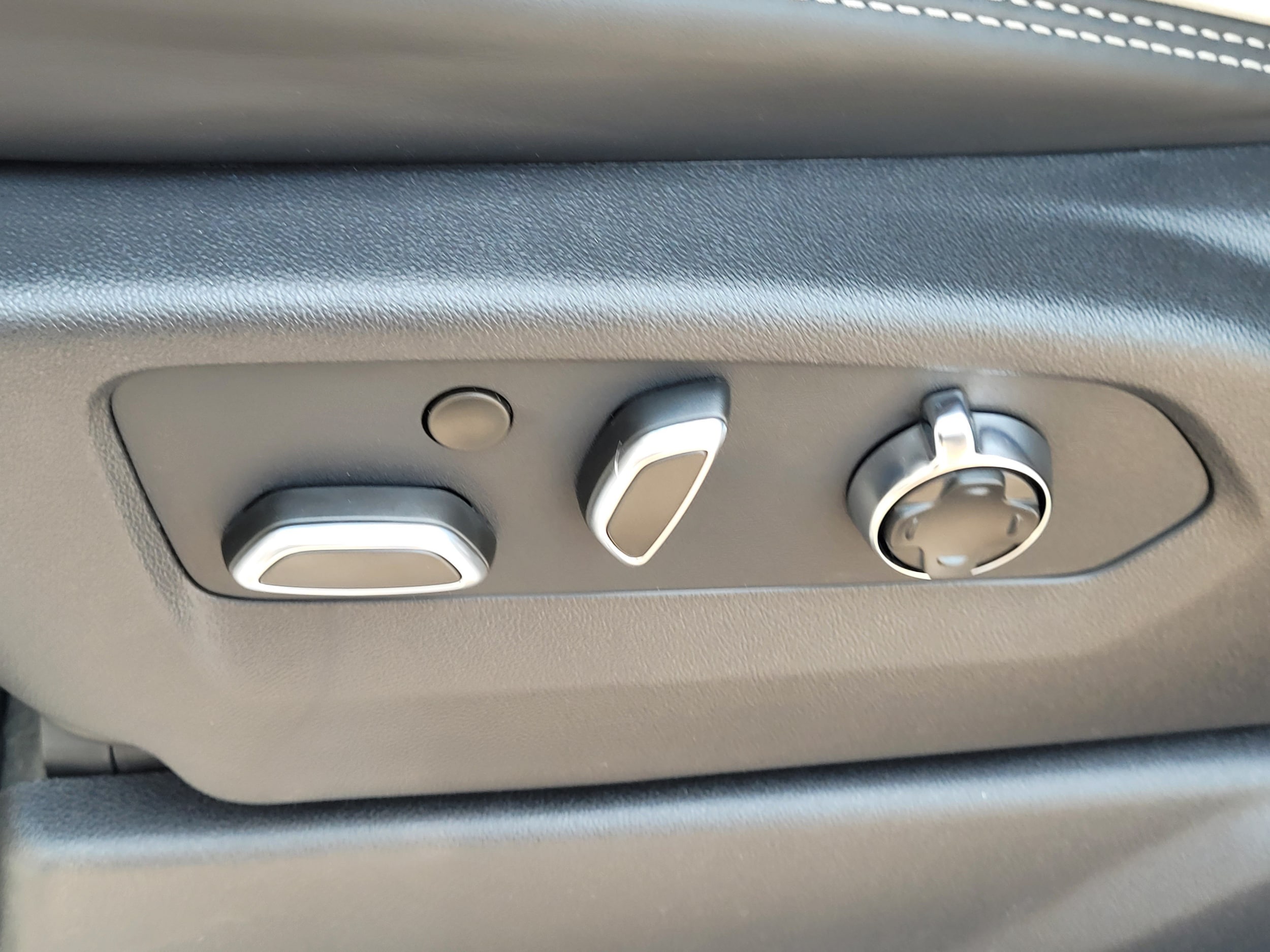 2026 GMC Sierra 1500 Denali Ultimate - Photo 23