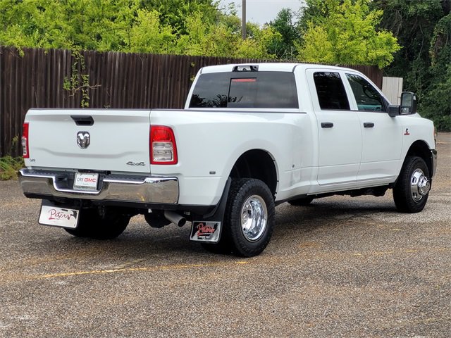 2024 Ram 3500 Tradesman photo 4