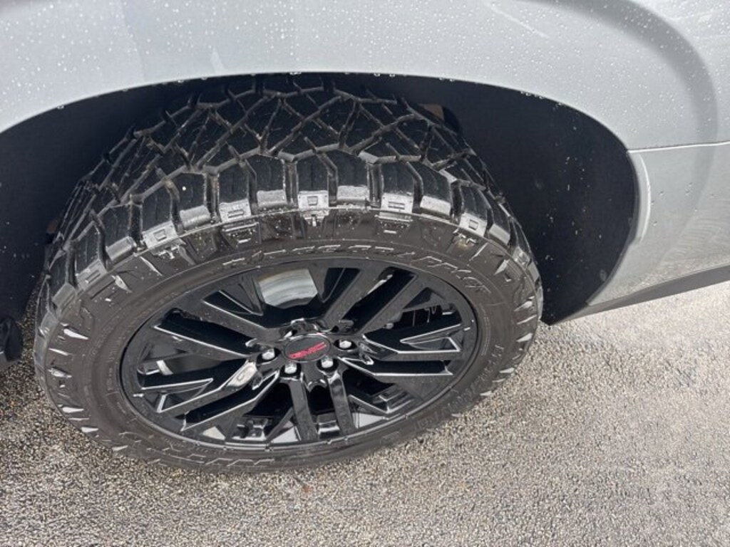 Used 2023 GMC Yukon XL Denali SUV