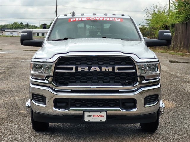 2024 Ram 3500 Tradesman photo 2