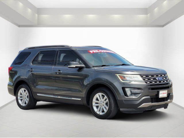 2016 Ford Explorer XLT FWD's photo