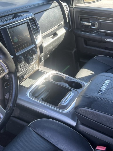 2017 Ram 1500 Limited photo 3