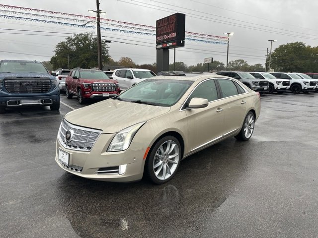 2014 Cadillac XTS Platinum Collection's photo