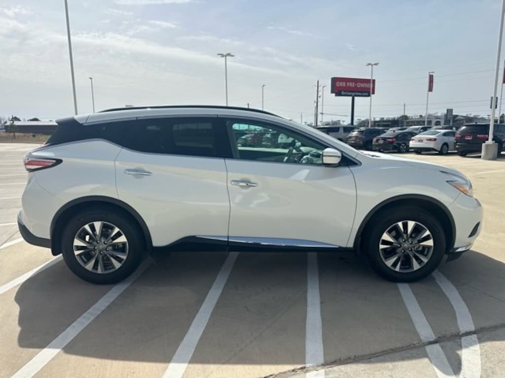 Used 2017 Nissan Murano SV