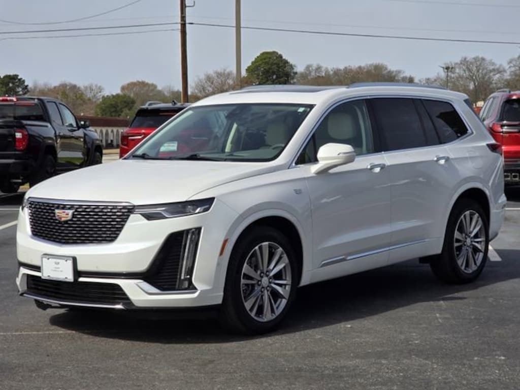 Used 2024 CADILLAC XT6 Premium Luxury SUV