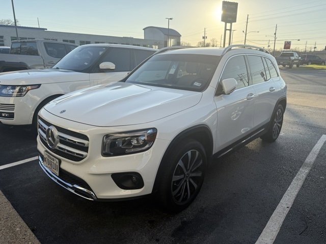 2020 Mercedes-Benz GLB Base's photo