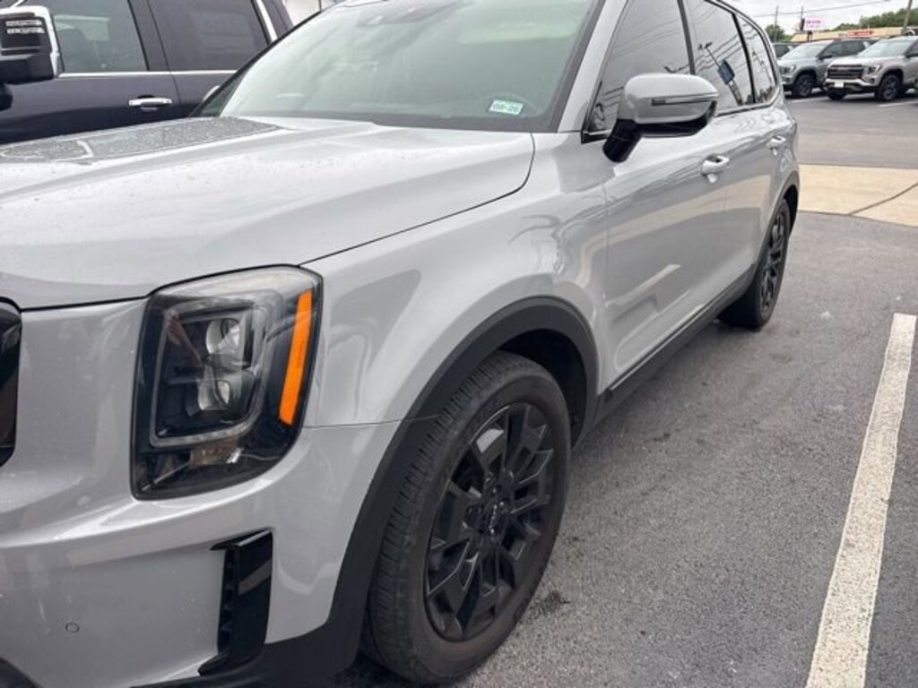 Used 2022 Kia Telluride SX