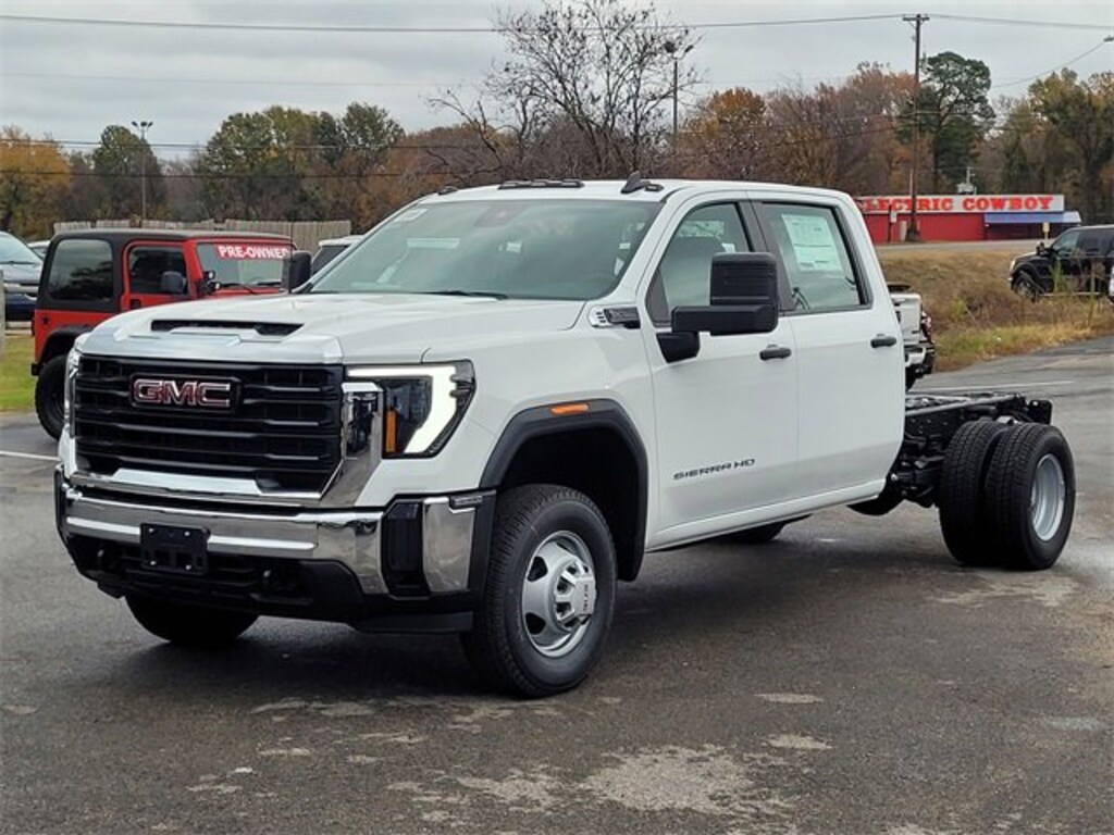 New 2026 GMC Sierra 3500 HD Chassis Cab Pro Truck