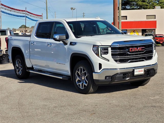 2026 GMC Sierra SLT's photo