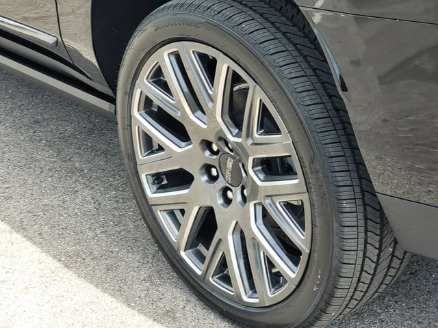 2026 GMC Yukon XL Denali Ultimate - Photo 6