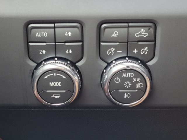 2026 GMC Sierra 3500HD Denali Ultimate - Photo 17