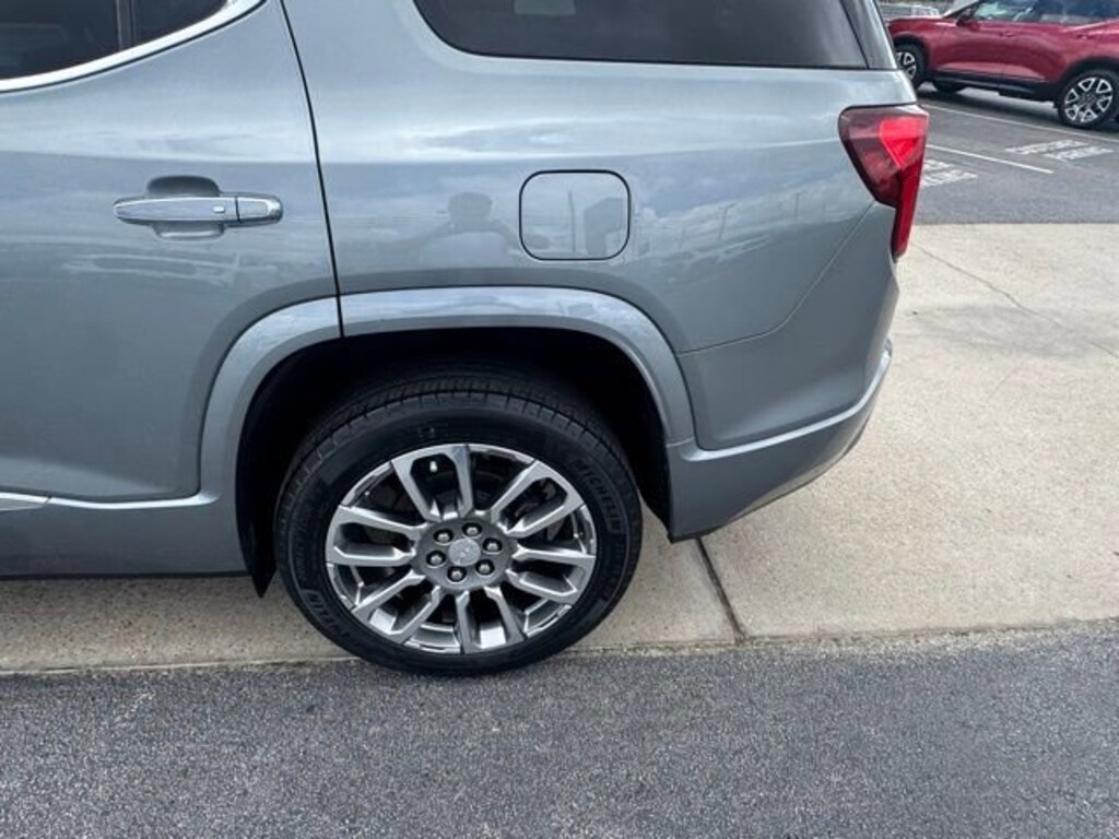 Used 2023 GMC Acadia Denali SUV