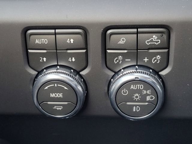 2026 GMC Sierra 2500HD AT4 - Photo 18