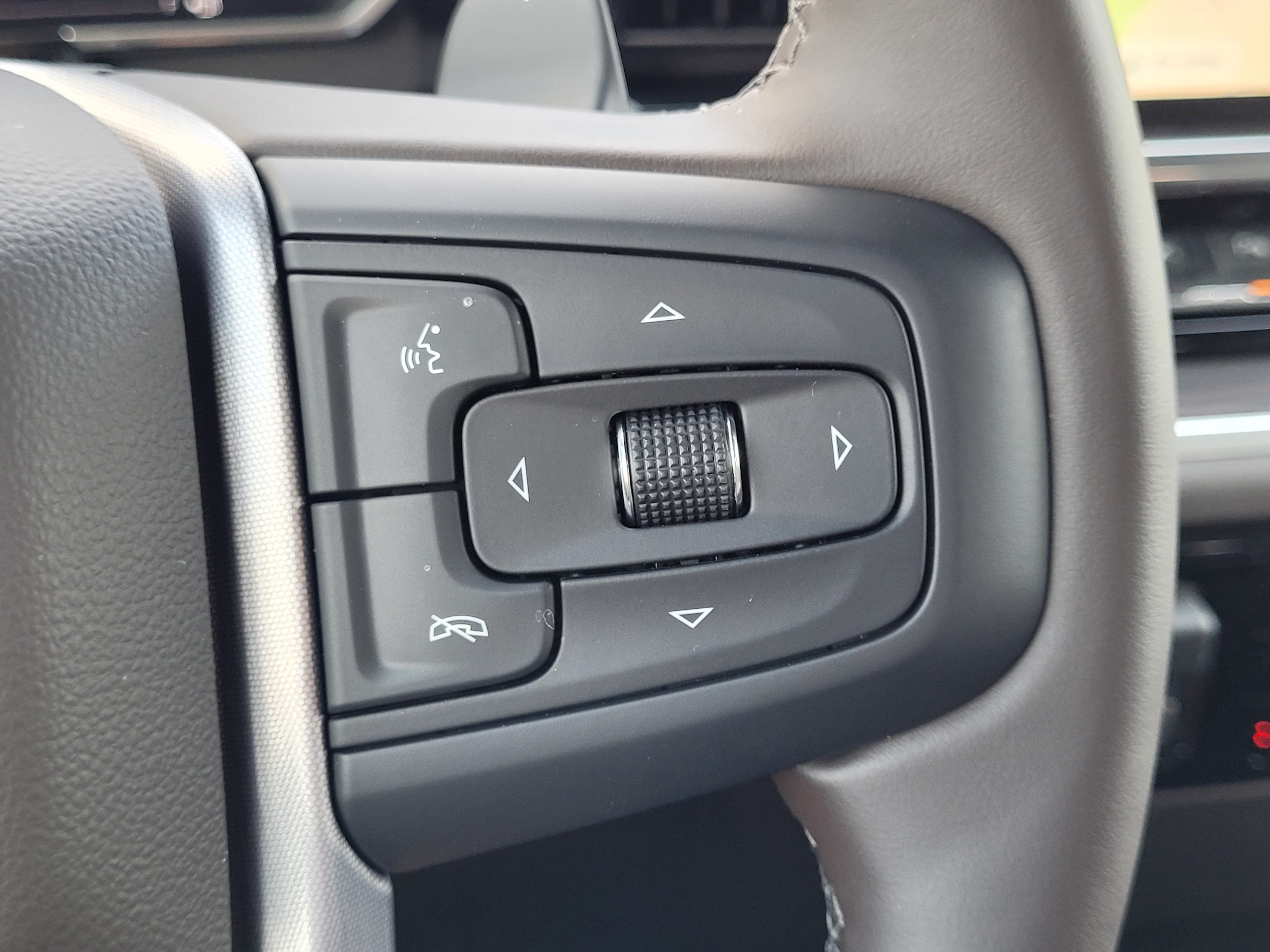 2026 GMC Sierra 1500 SLT - Photo 20