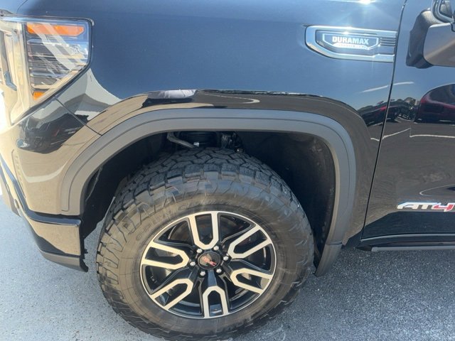 Used 2022 GMC Sierra 1500 AT4 with VIN 3GTUUEET7NG528434 for sale in Little Rock