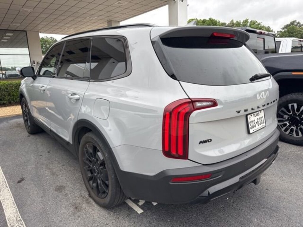 Used 2022 Kia Telluride SX