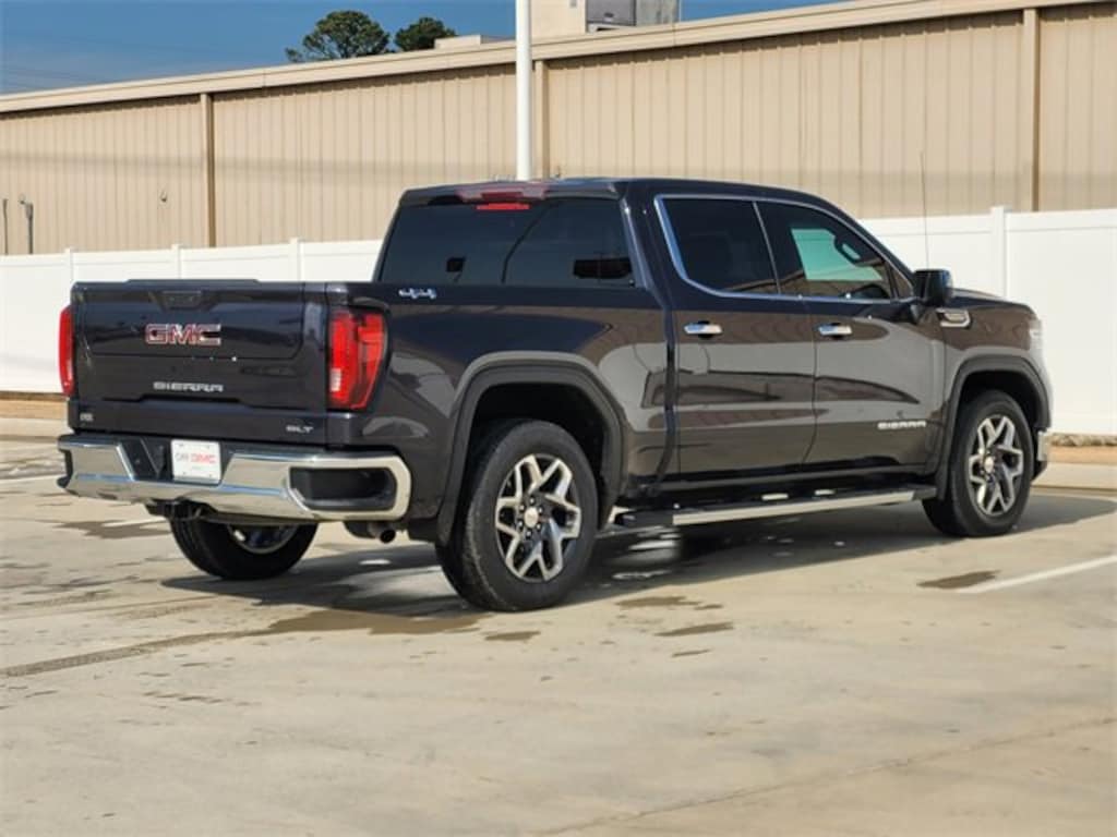Used 2023 GMC Sierra 1500 SLT Truck