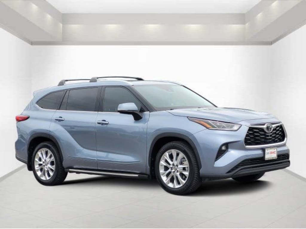 Used 2022 Toyota Highlander Limited