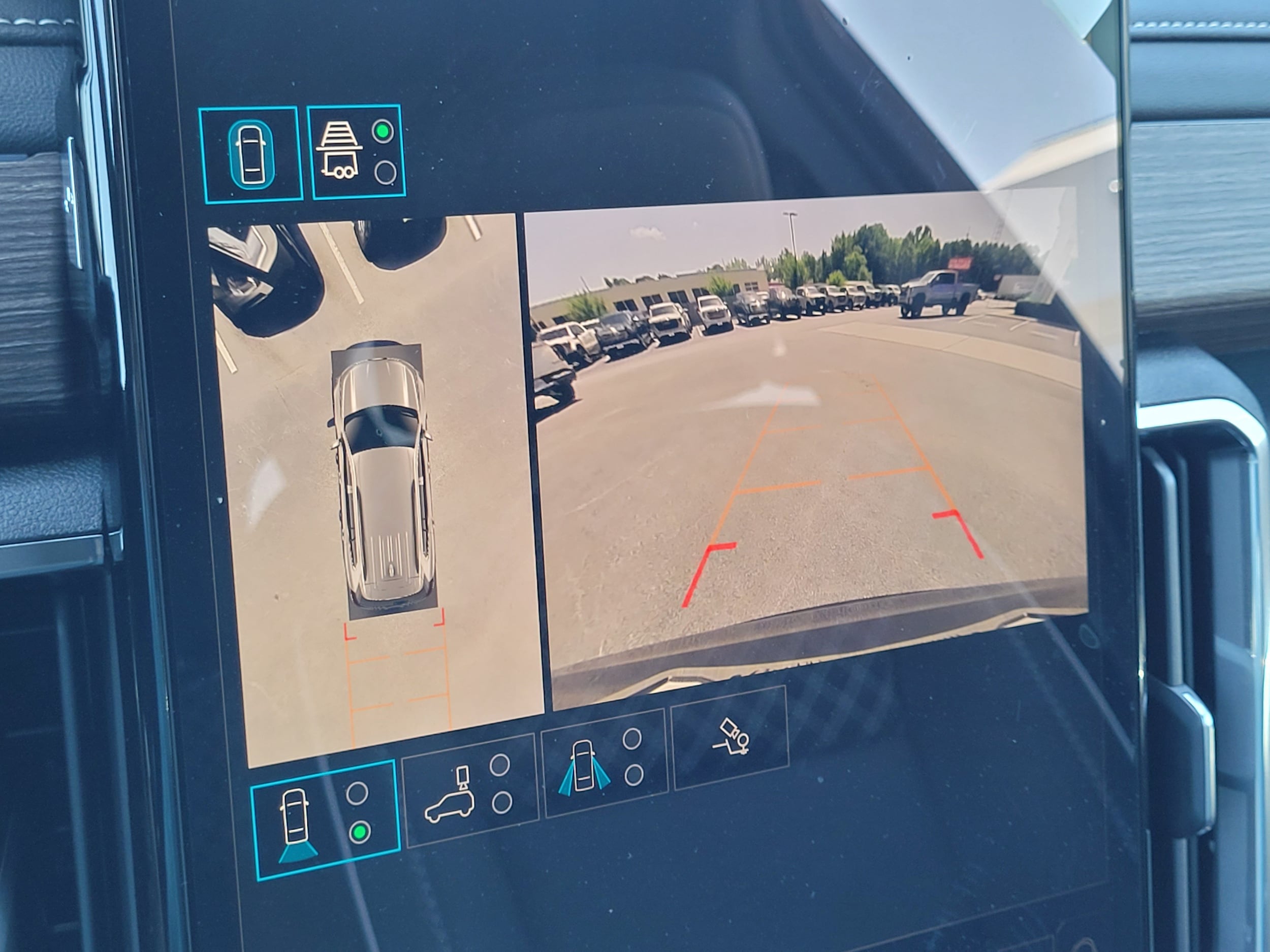 2026 GMC Acadia Denali - Photo 16