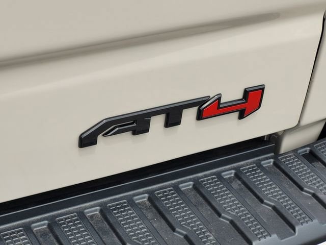 2026 GMC Sierra 1500 AT4 - Photo 8