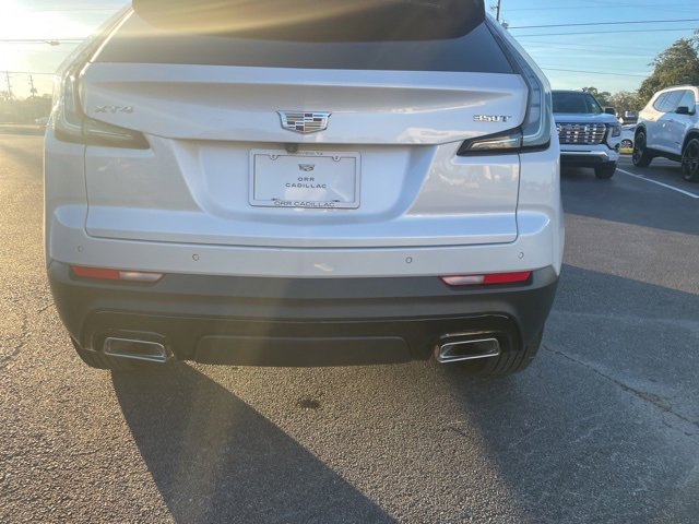 2023 Cadillac XT4 Sport photo 4