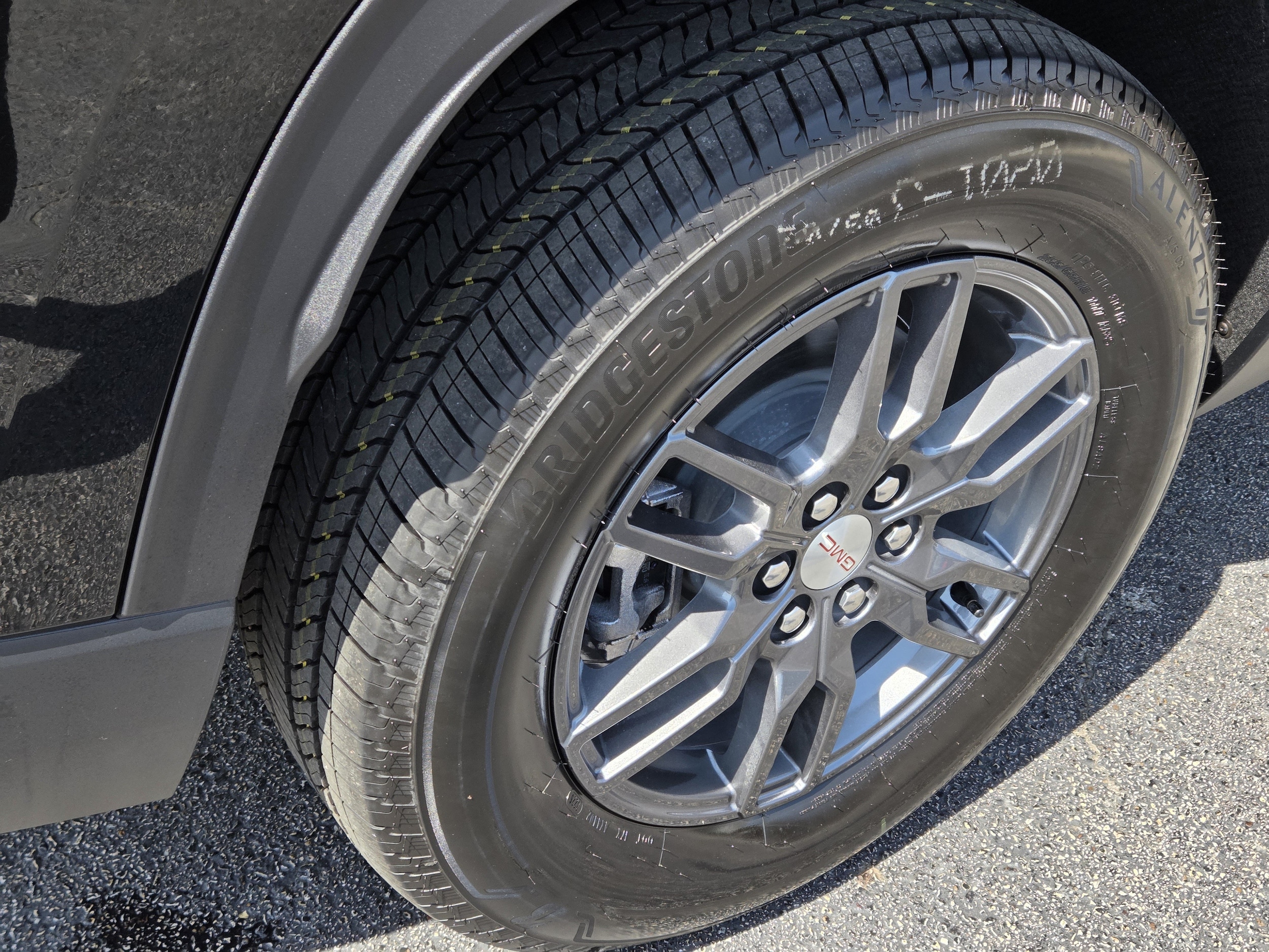 2027 GMC Acadia Elevation - Photo 8