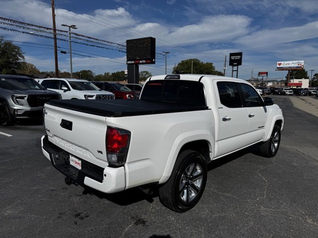 2016 Toyota Tacoma Limited photo 3