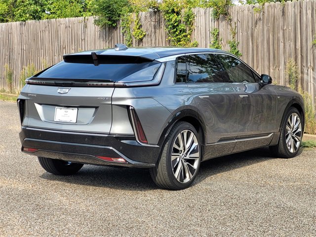 2023 Cadillac Lyriq Luxury photo 4