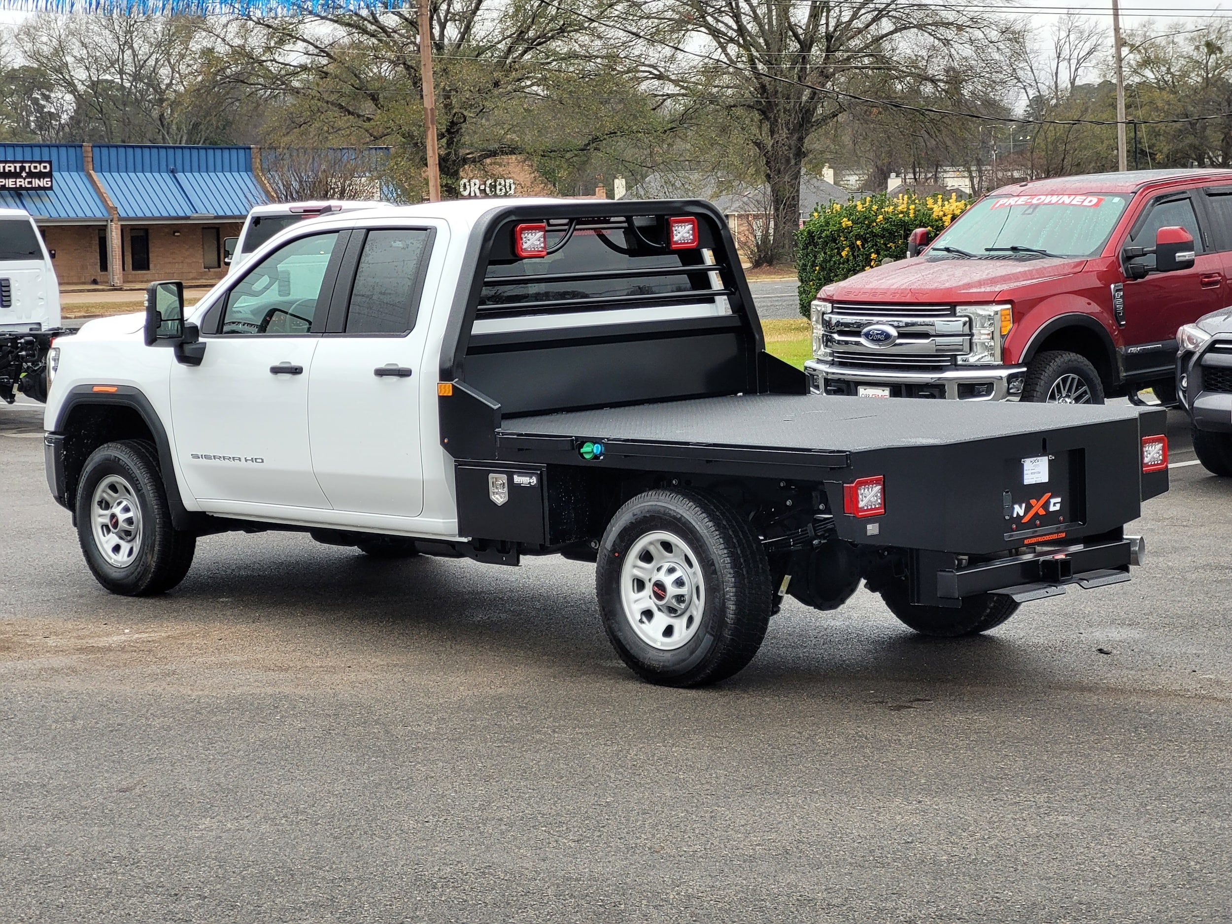2026 GMC Sierra 3500HD Pro - Photo 6