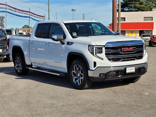 2026 GMC Sierra SLT's photo