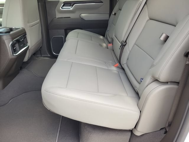 2026 GMC Sierra 1500 SLT - Photo 25