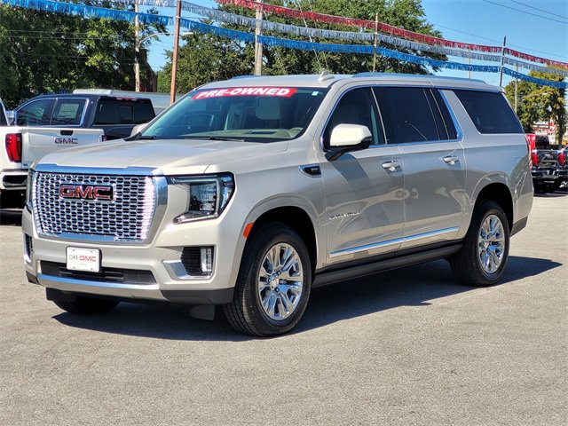 2023 Gmc Yukon XL Denali photo 3