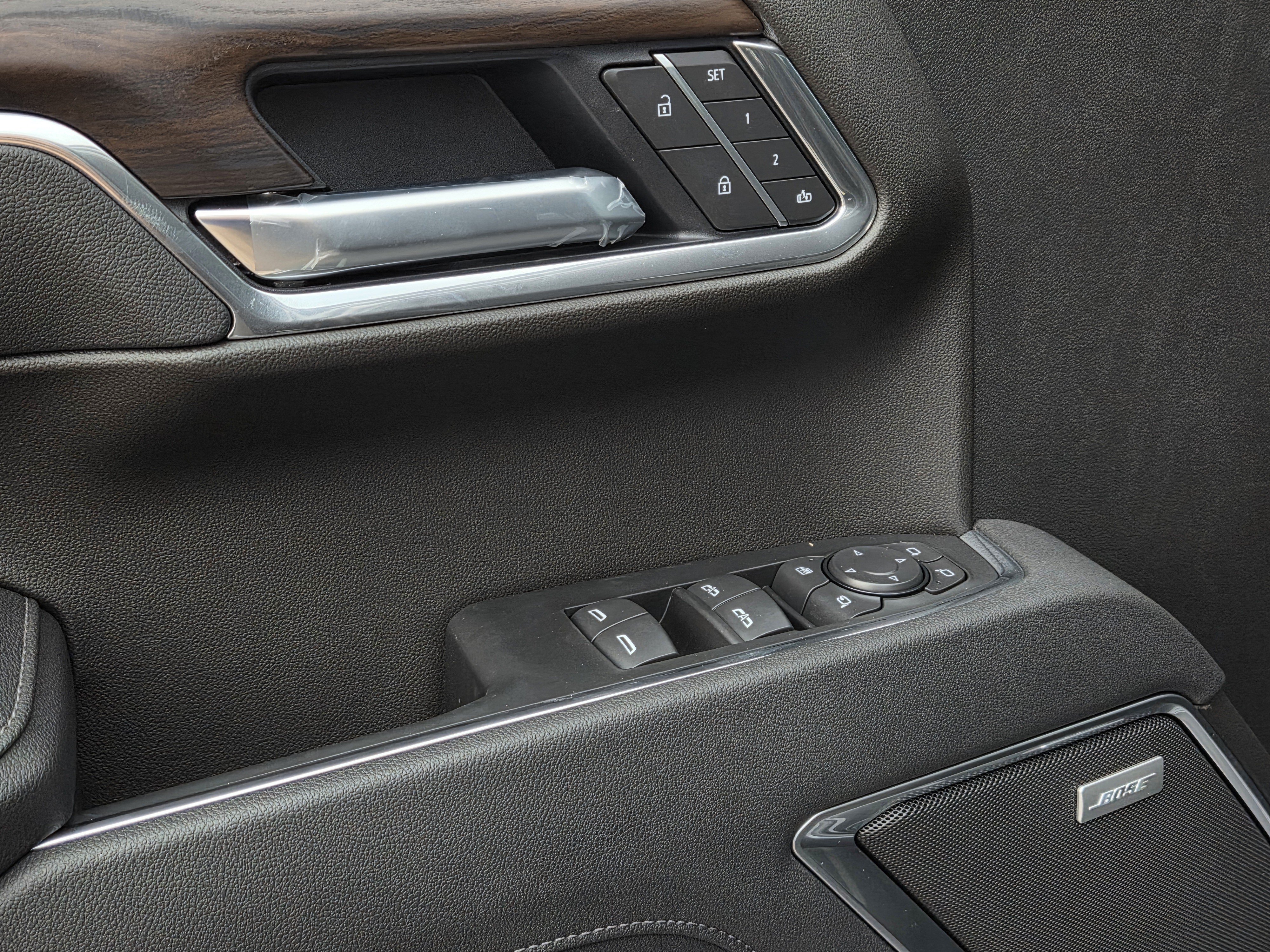 2026 GMC Sierra 1500 SLT - Photo 24