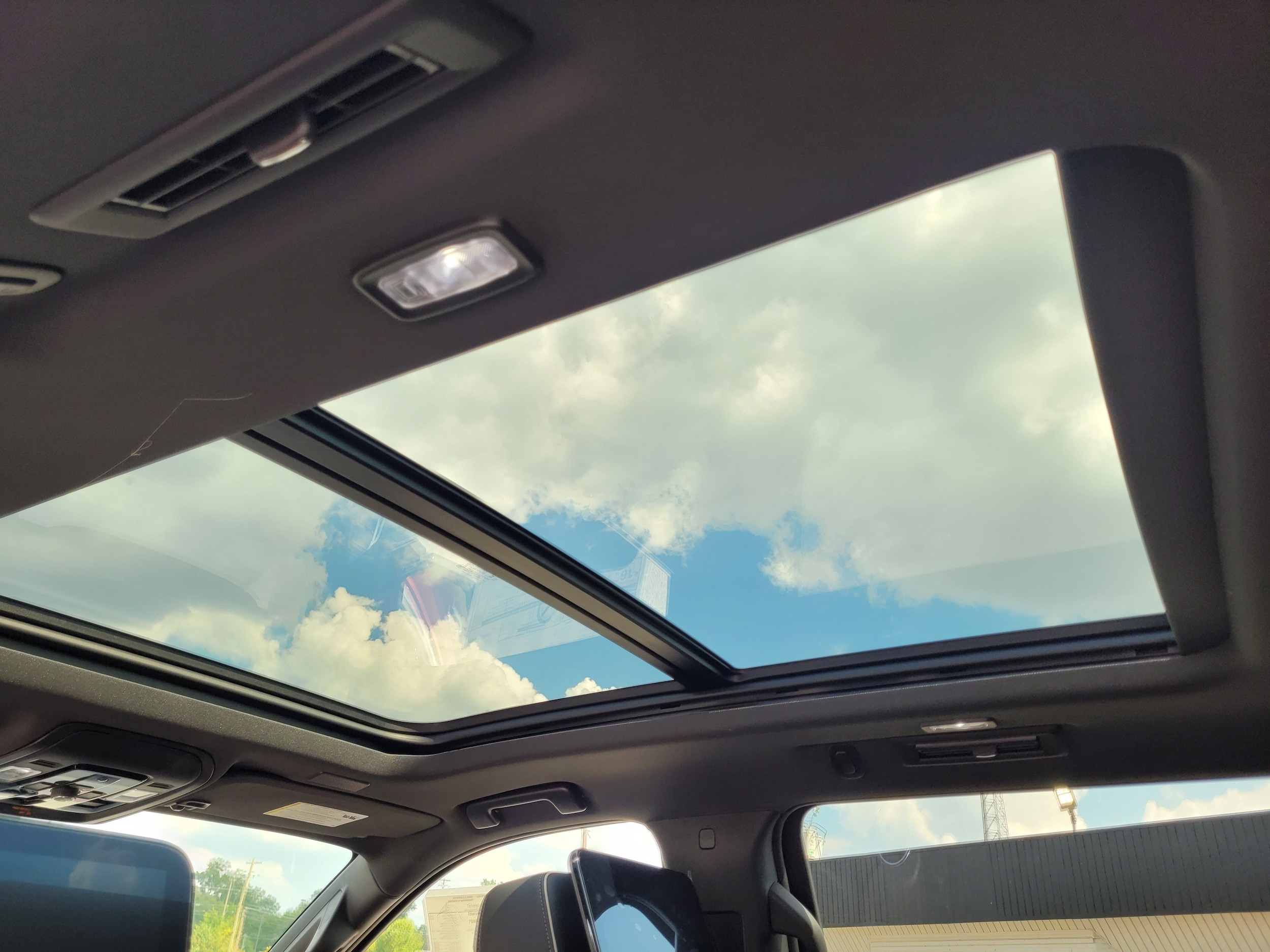 2026 GMC Yukon XL Elevation - Photo 23