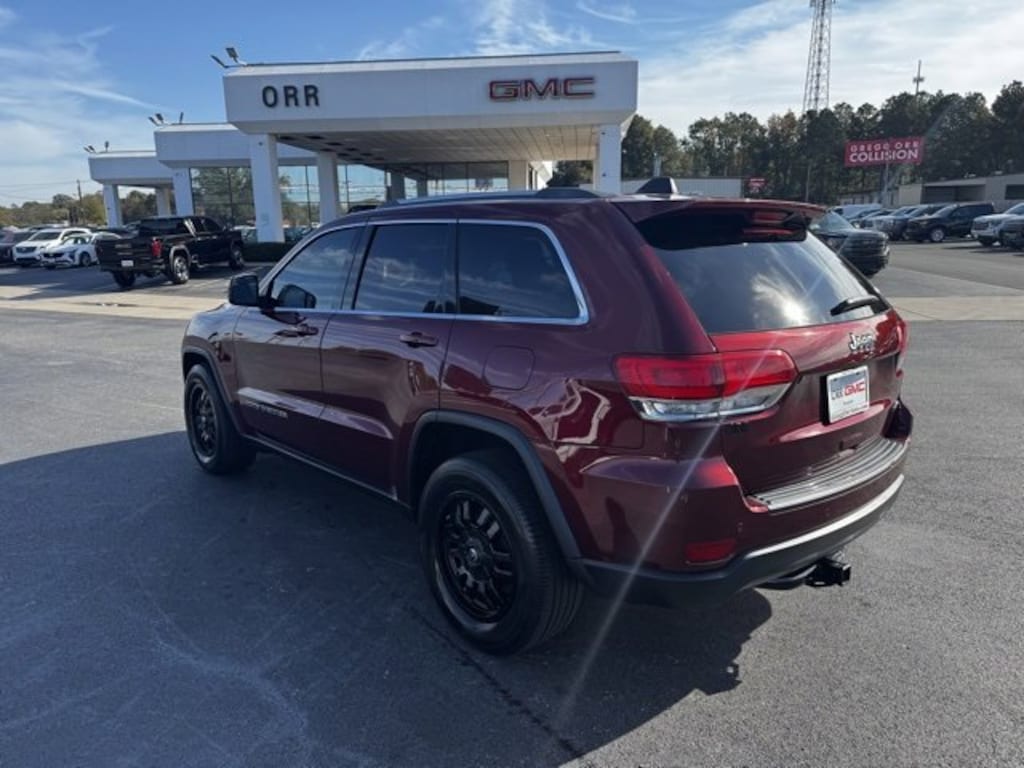 Used 2019 Jeep Grand Cherokee Laredo E