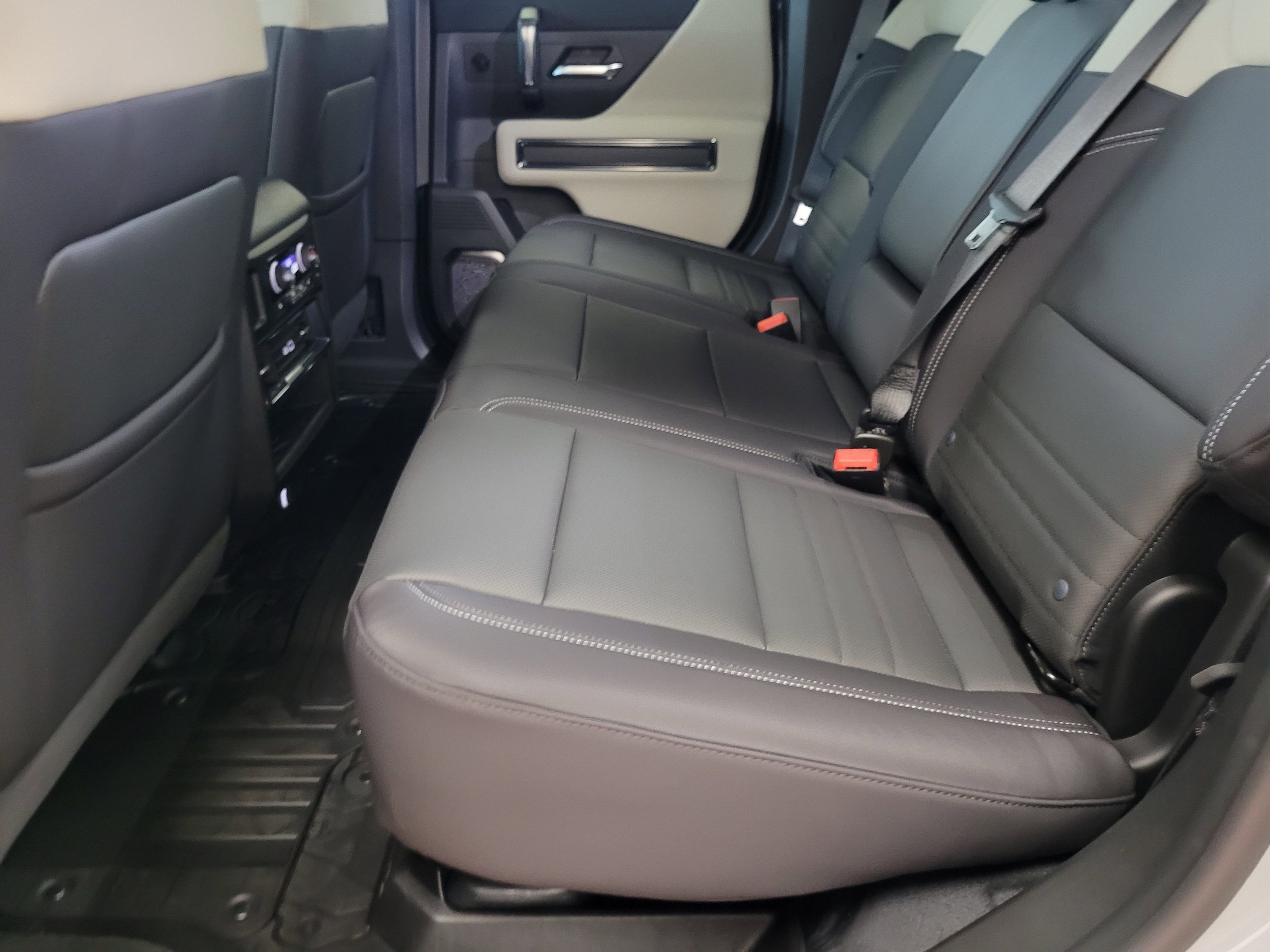 2026 GMC HUMMER EV 2X - Photo 24