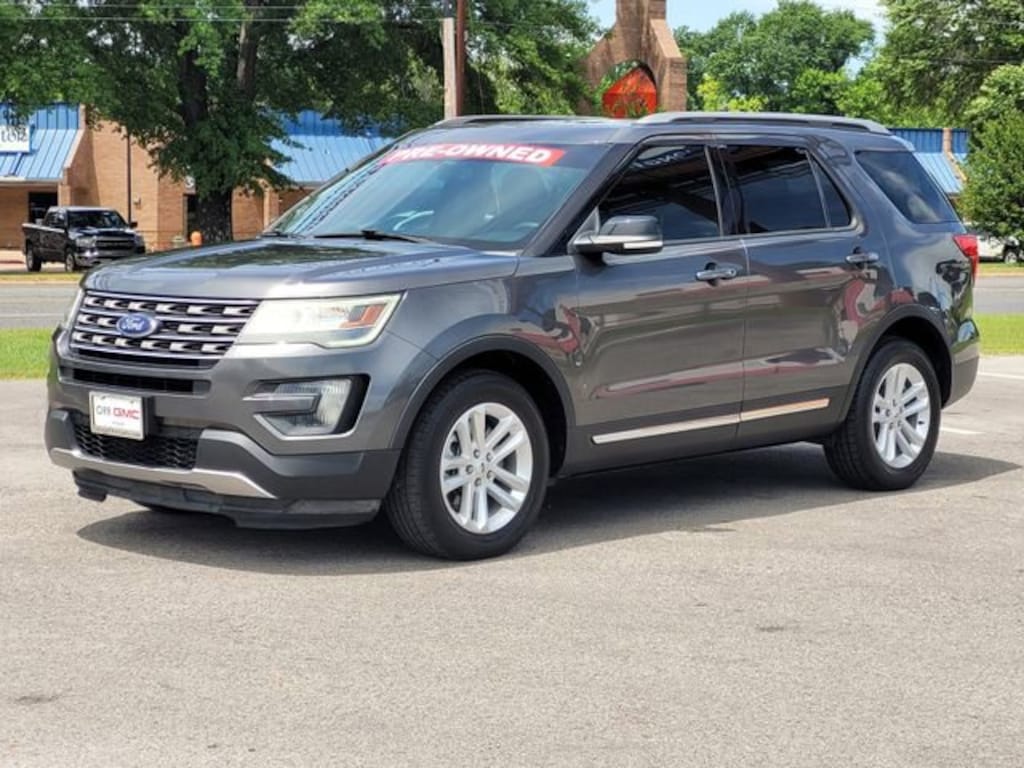 Used 2016 Ford Explorer XLT