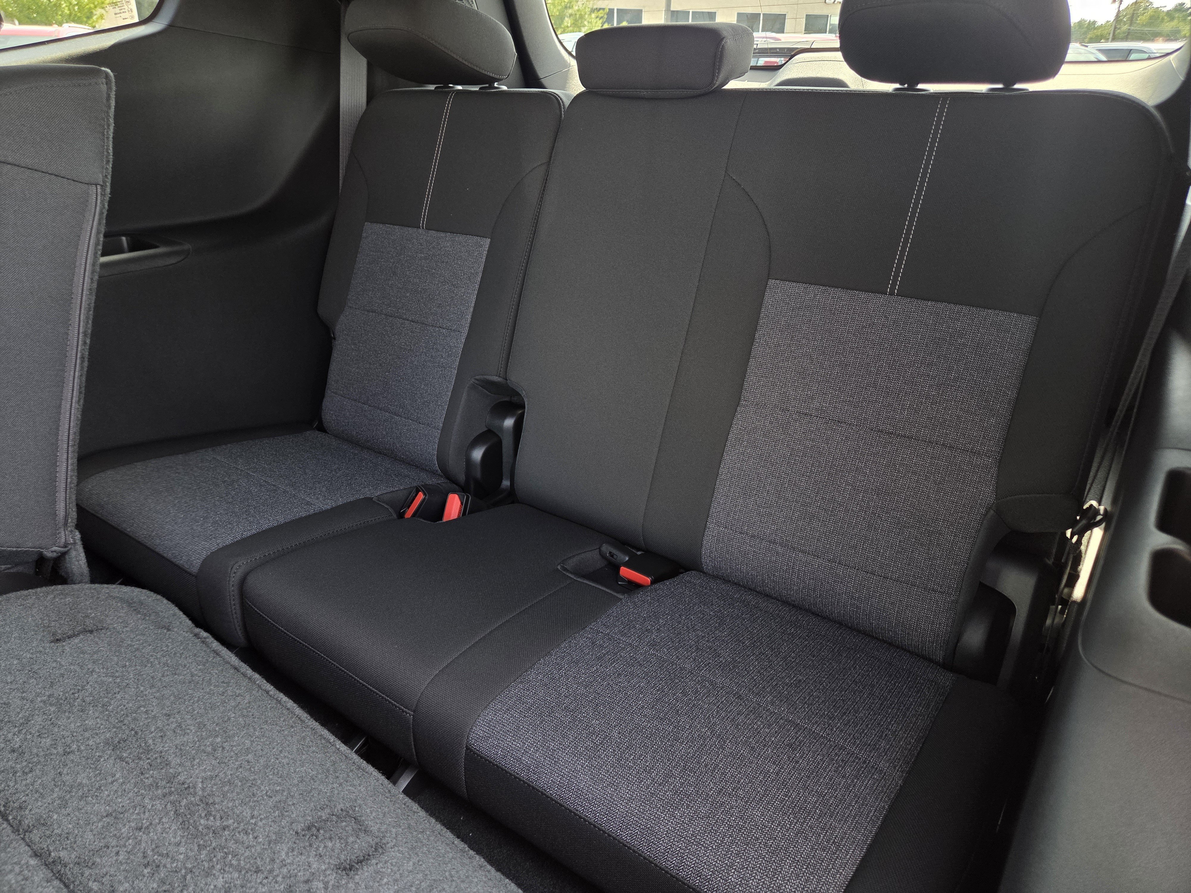 2027 GMC Acadia Elevation - Photo 23