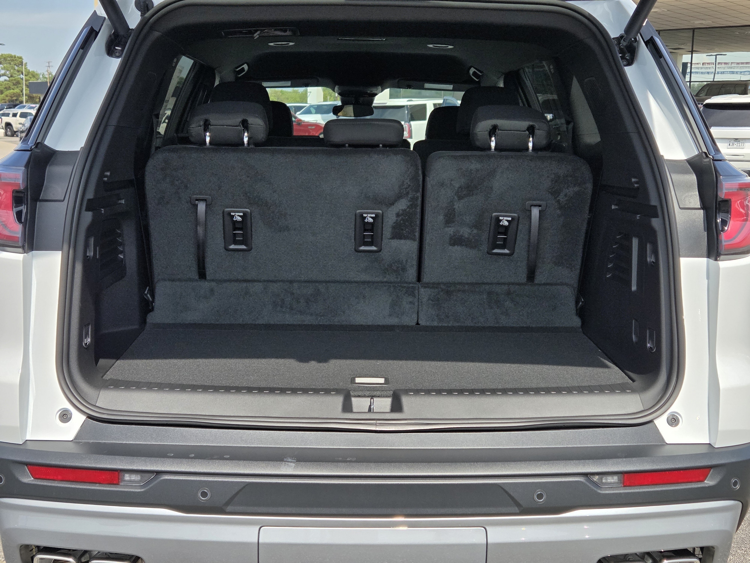 2027 GMC Acadia Elevation - Photo 7