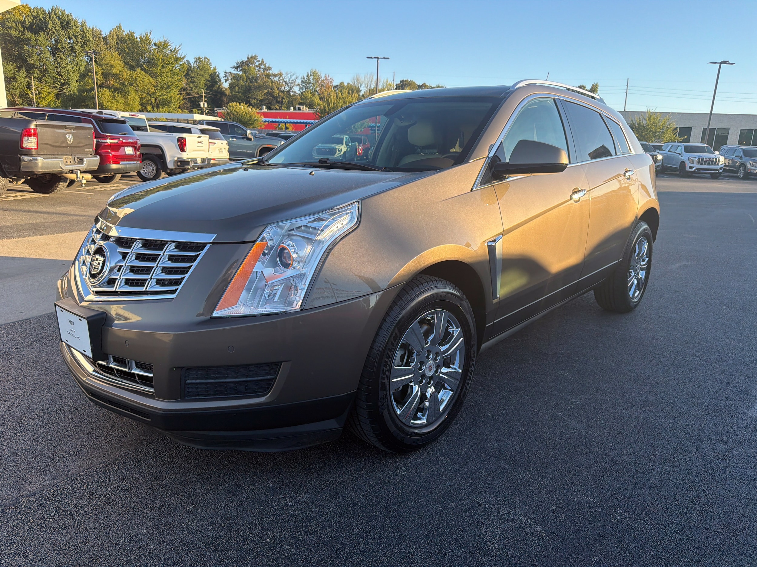 Used 2014 Cadillac SRX Luxury Collection with VIN 3GYFNBE33ES645262 for sale in Longview, TX