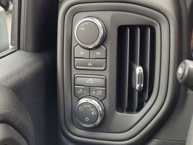 2026 GMC Sierra 3500HD Pro - Photo 18