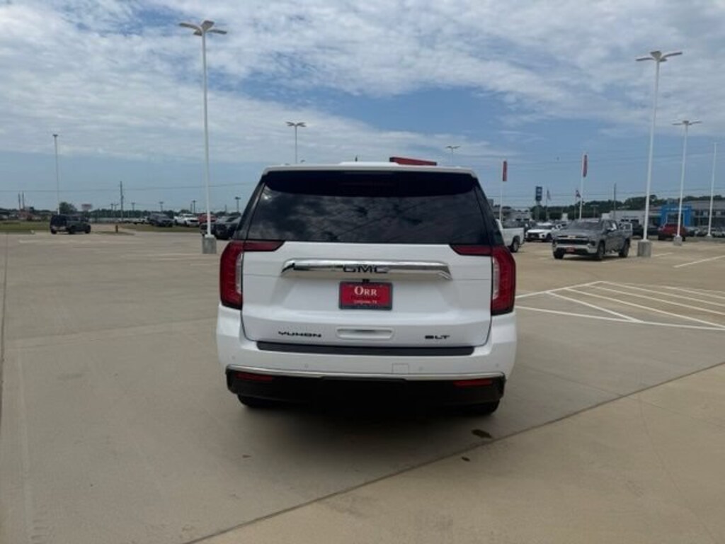 Used 2024 GMC Yukon SLT SUV