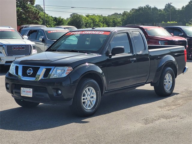 2015 Nissan Frontier SV photo 3