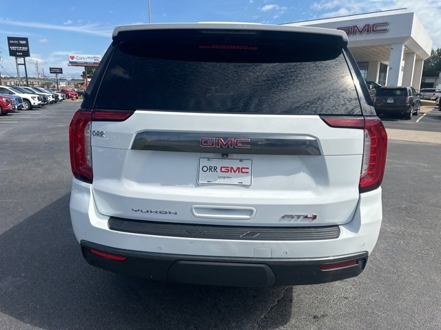 2021 Gmc Yukon XL AT4 photo 3