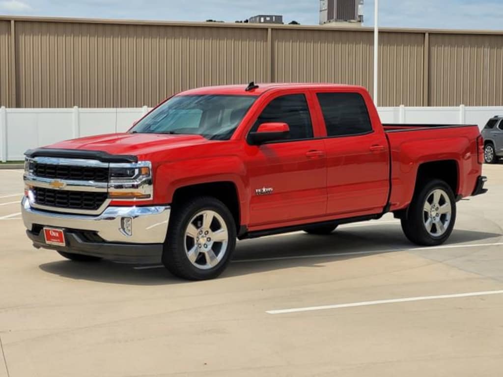 Used 2017 Chevrolet Silverado 1500 LT Truck