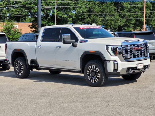 2024 GMC Sierra 4WD Crew Cab Standard Box Denali's photo