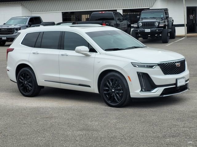 2022 Cadillac XT6 Premium Luxury Auto 4WD's photo
