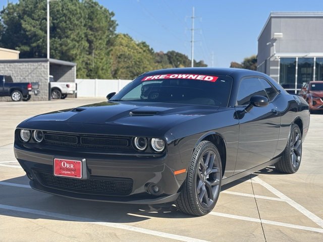 2023 Dodge Challenger SXT photo 3