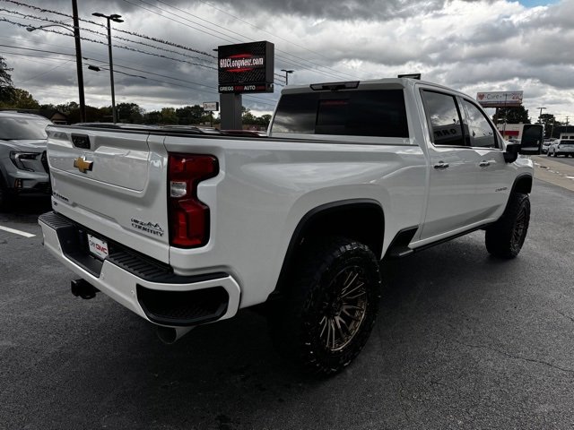 2022 Chevrolet Silverado 2500HD High Country photo 3